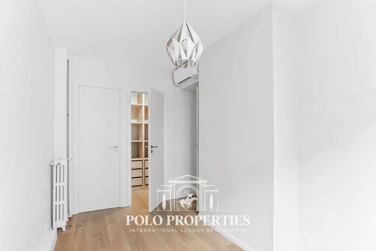 Luxury Apartment for sale in Paris 17Ème, 1 490 000 €, Photo 3
