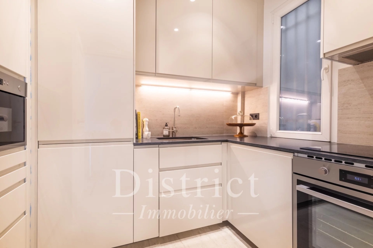 Appartement de luxe à vendre à Paris 18Ème, 735 000 €, Photo 5