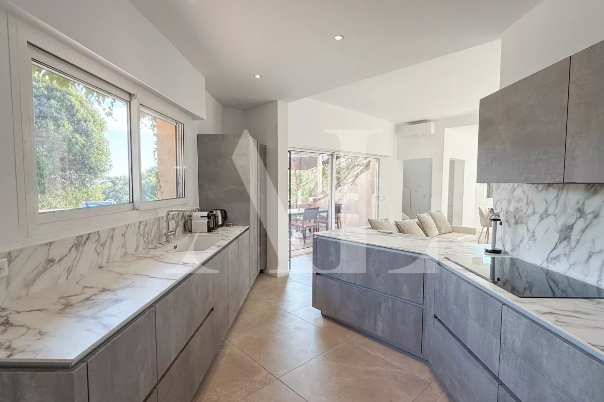 Maison de luxe à vendre à Vallauris, 3 200 000 €, Photo 7