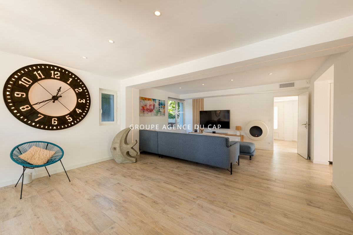 Luxury House for sale in Saint-Raphaël, 1 100 000 €, Photo 4