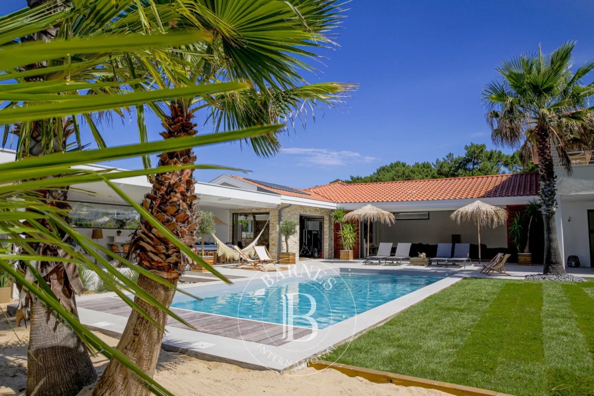 Luxury House for sale in Hossegor, 1 980 000 €, Photo 1