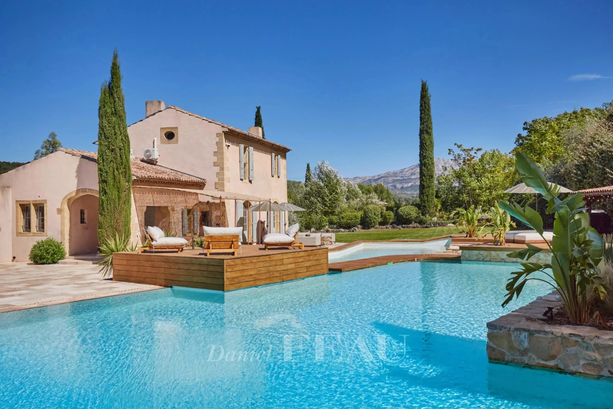 Maison de luxe à vendre à Aix-en-Provence, 4 690 000 €, Photo 1