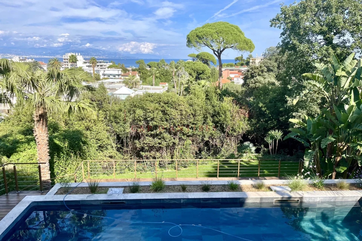Luxury House for sale in Antibes, 3 990 000 €, Photo 2