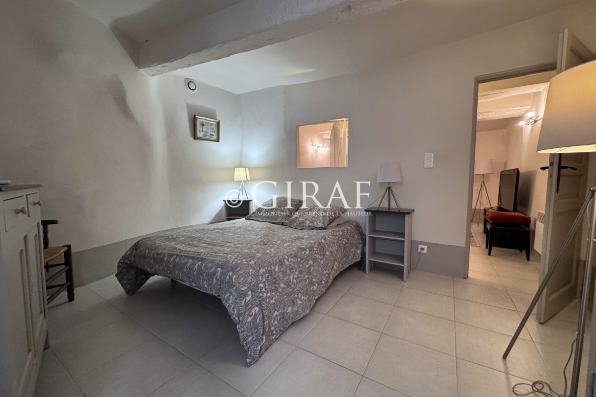 Luxury Apartment for sale in Saint-Paul-de-Vence, 240 000 €, Photo 3
