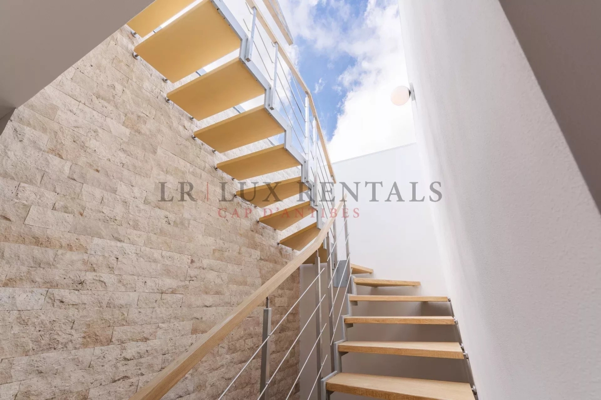 Luxury House for sale in Antibes, 3 990 000 €, Photo 6