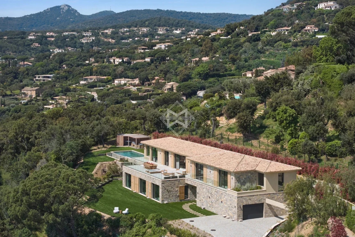 Luxury House for sale in Grimaud, 7 400 000 €, Photo 2