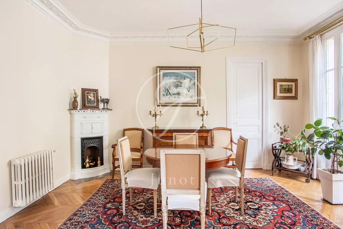 Appartement de luxe à vendre à Neuilly-sur-Seine, 795 000 €, Photo 3