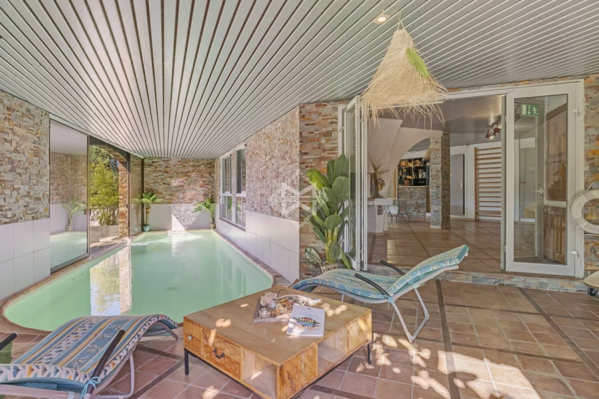 Maison de luxe à vendre à Les Salins d'Hyères, 1 750 000 €, Photo 4