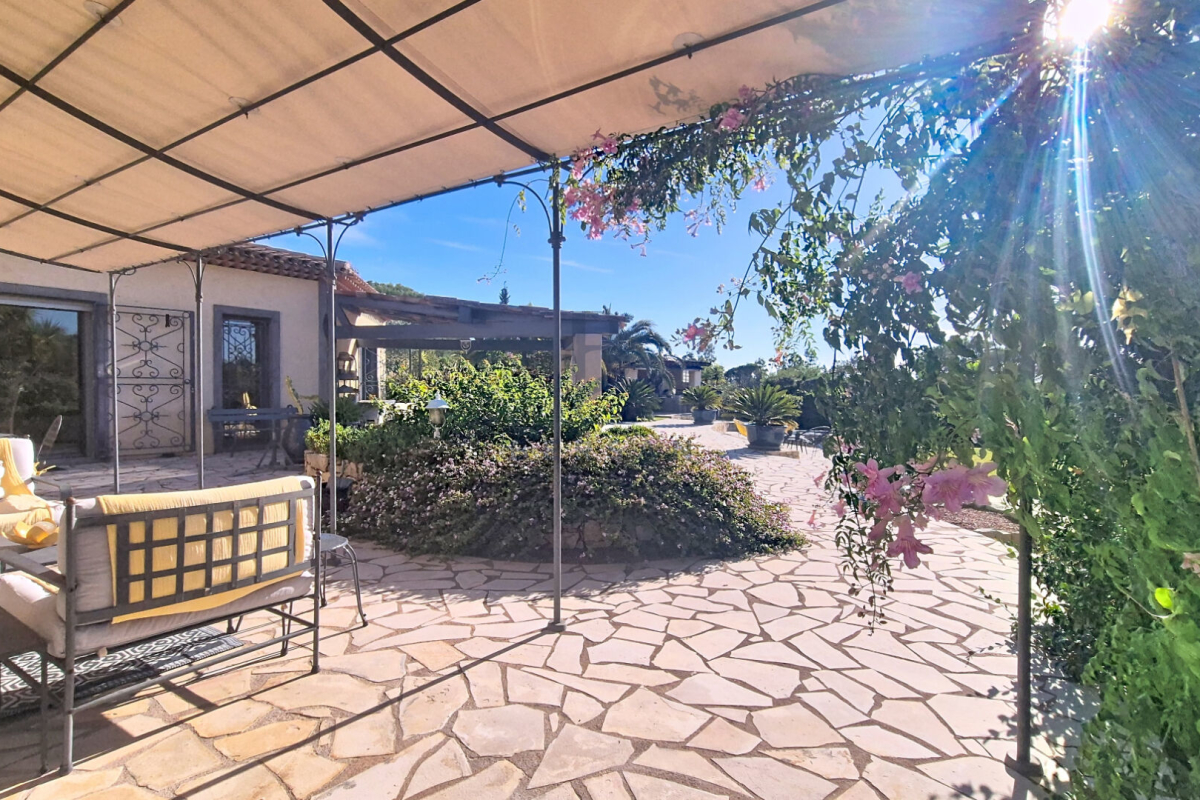 Maison de luxe à vendre à Saint-Raphaël, 1 145 000 €, Photo 7