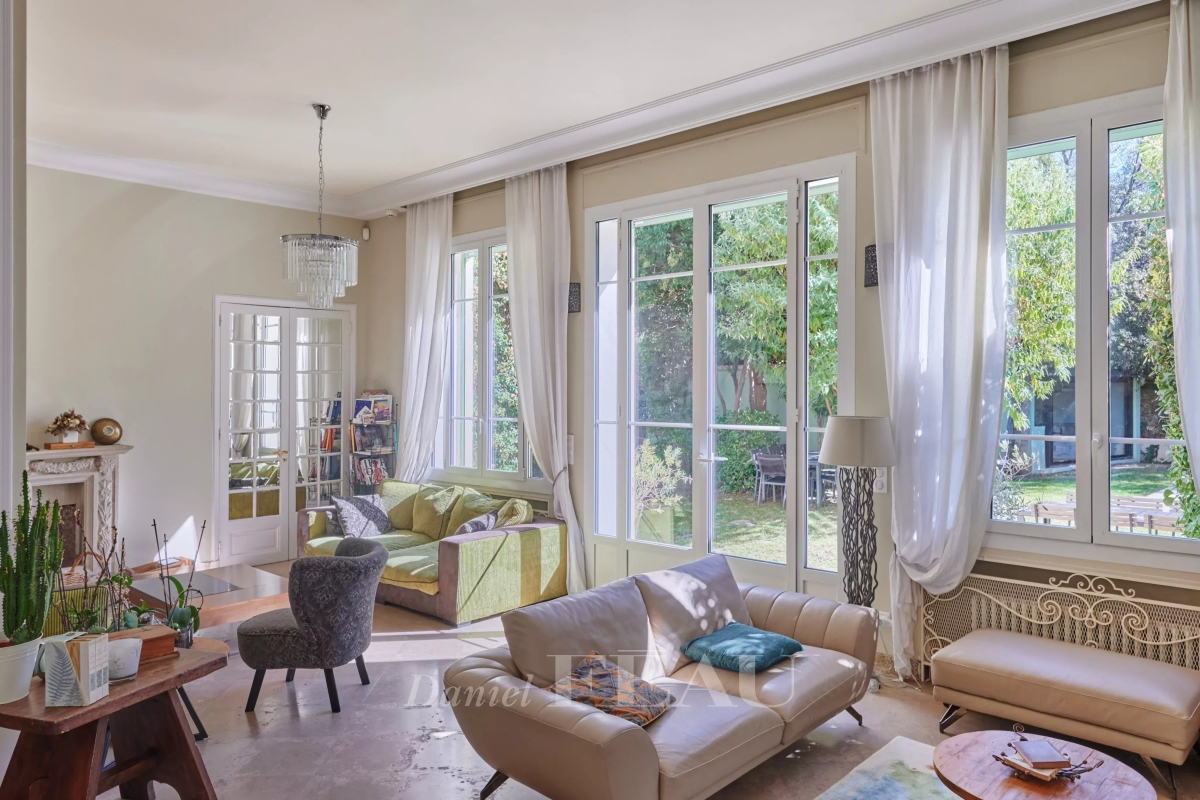 Maison de luxe à vendre à Marseille 8Ème, 2 250 000 €, Photo 3