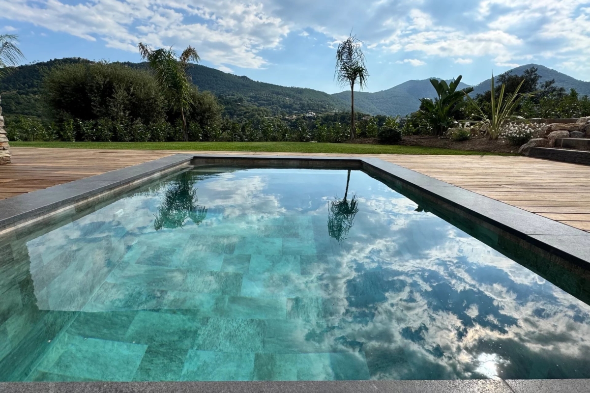Maison de luxe à vendre à Les Adrets de l'Esterel, 1 080 000 €, Photo 3