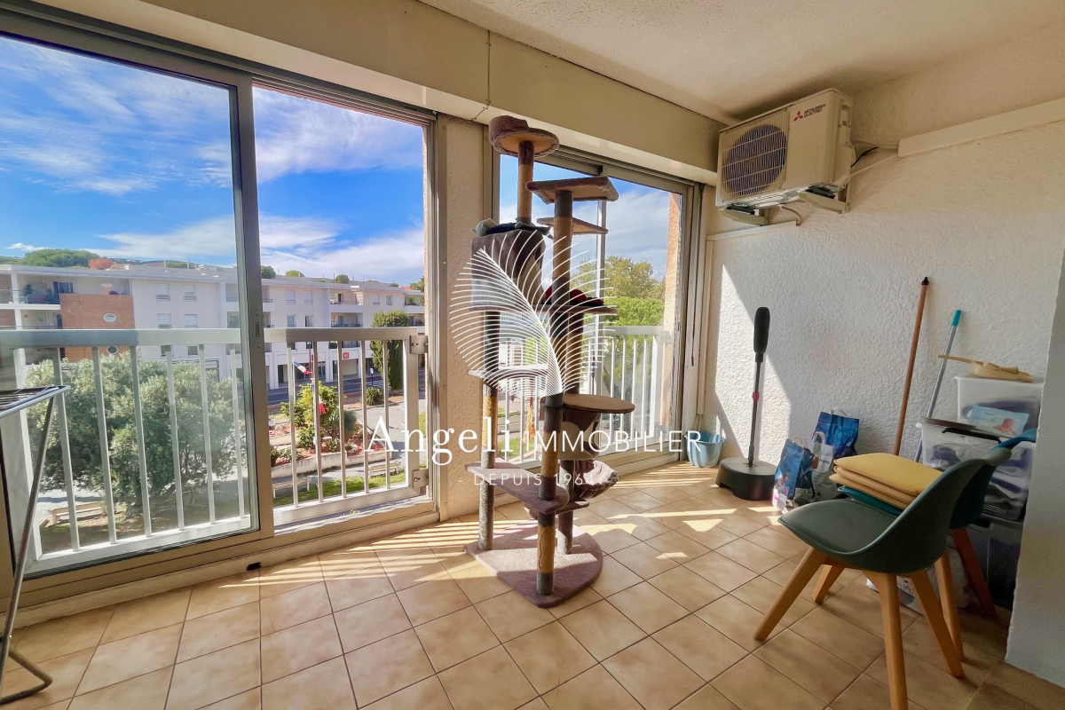 Appartement de luxe à vendre à Saint-Aygulf, 145 000 €, Photo 2