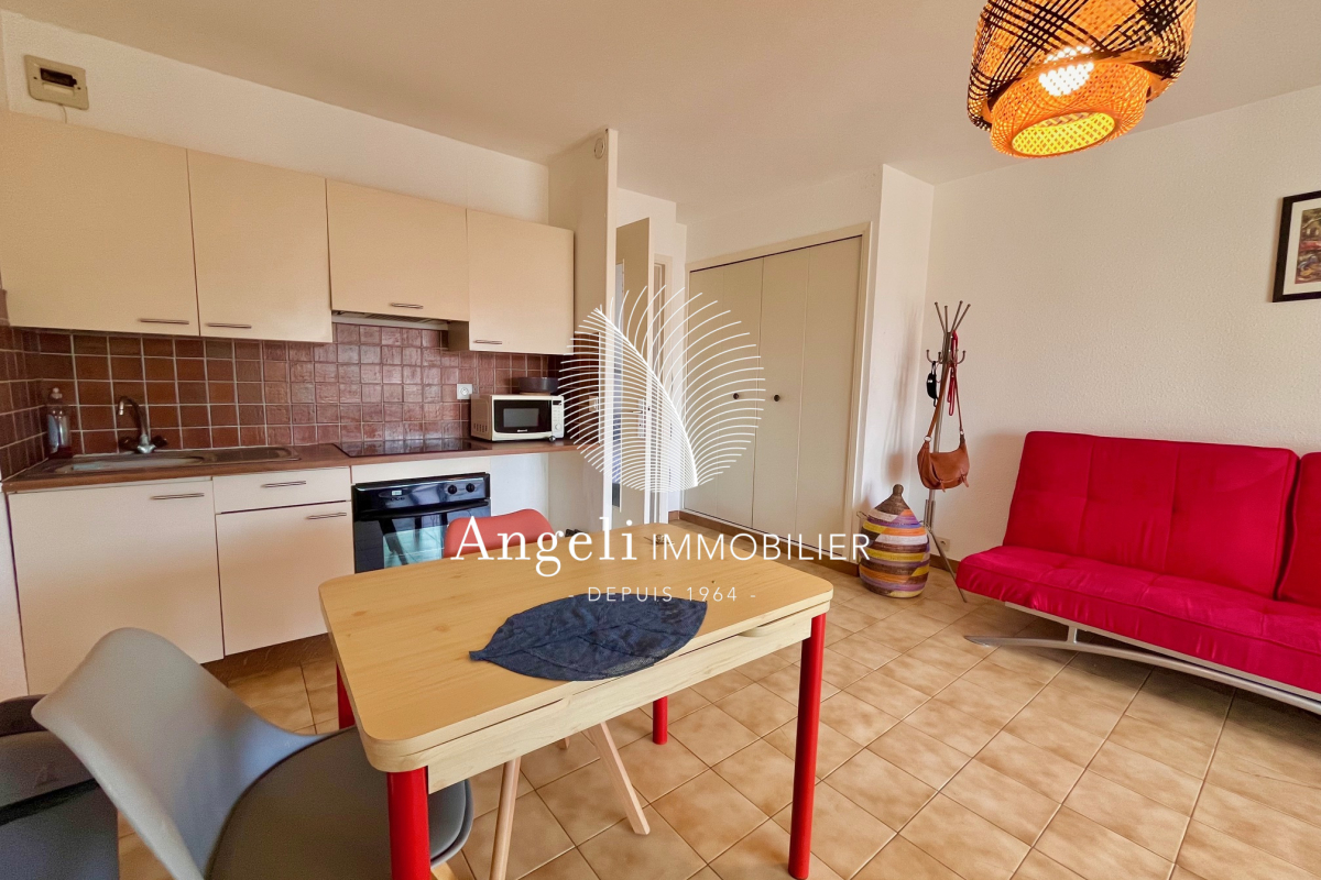 Appartement de luxe à vendre à Saint-Aygulf, 145 000 €, Photo 4