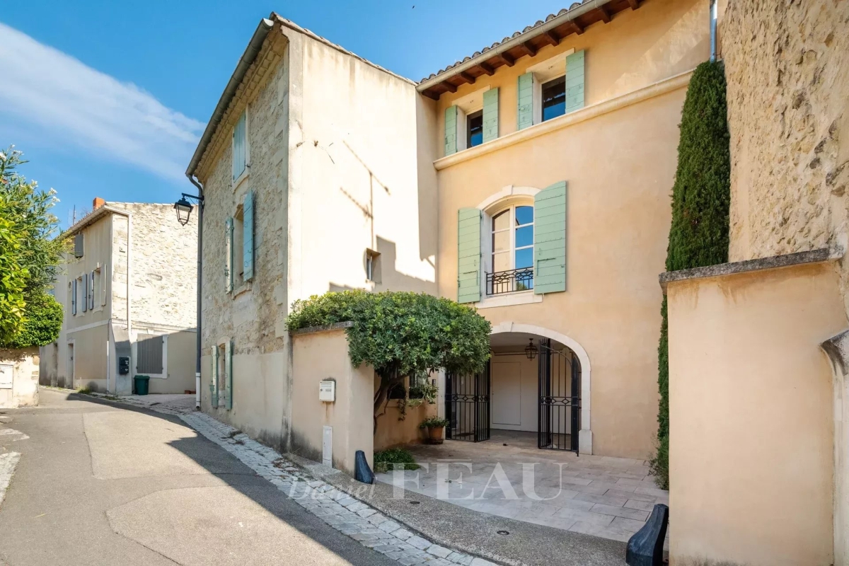 Maison de luxe à vendre à Boulbon, 740 000 €, Photo 3