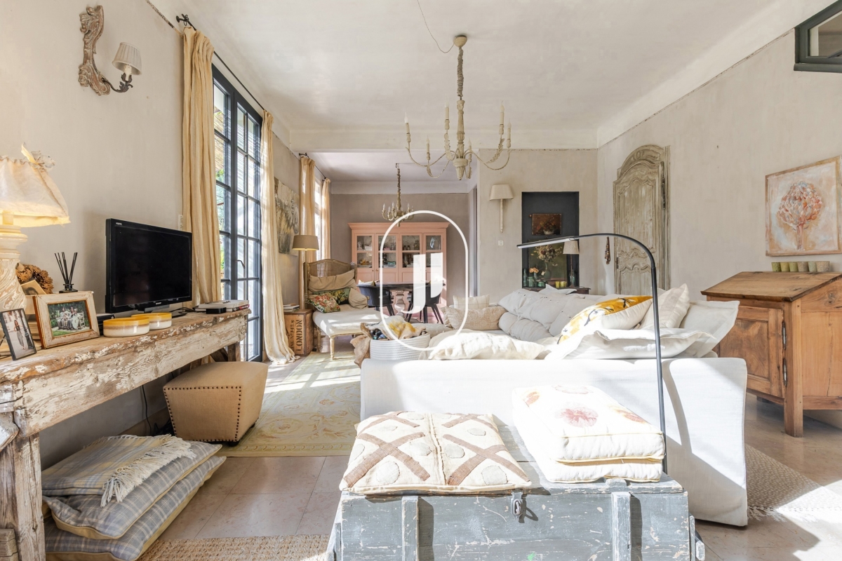 Maison de luxe à vendre à Oppède, 1 470 000 €, Photo 3