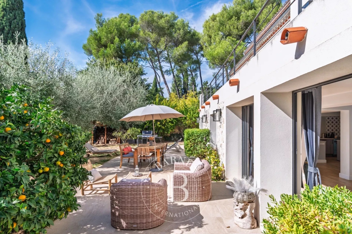 Maison de luxe à vendre à Roquefort-les-Pins, 2 490 000 €, Photo 6