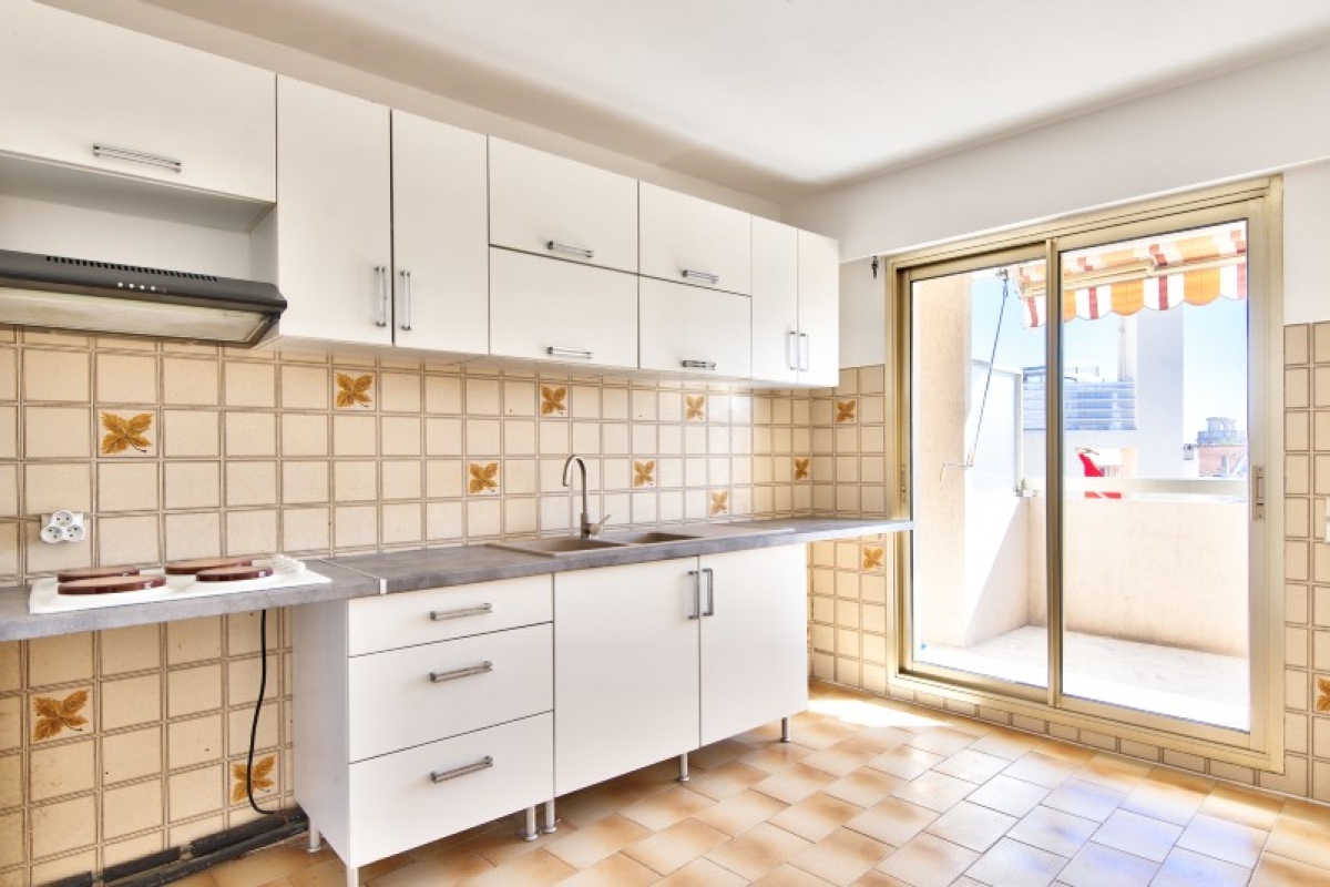 Luxury Apartment for sale in Nice, 1 050 000 €, Photo 6