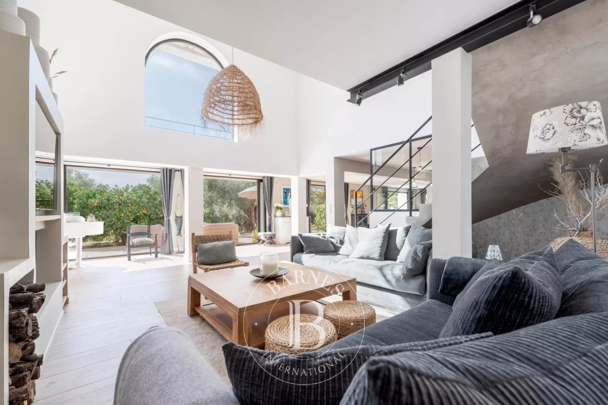 Maison de luxe à vendre à Roquefort-les-Pins, 2 490 000 €, Photo 7