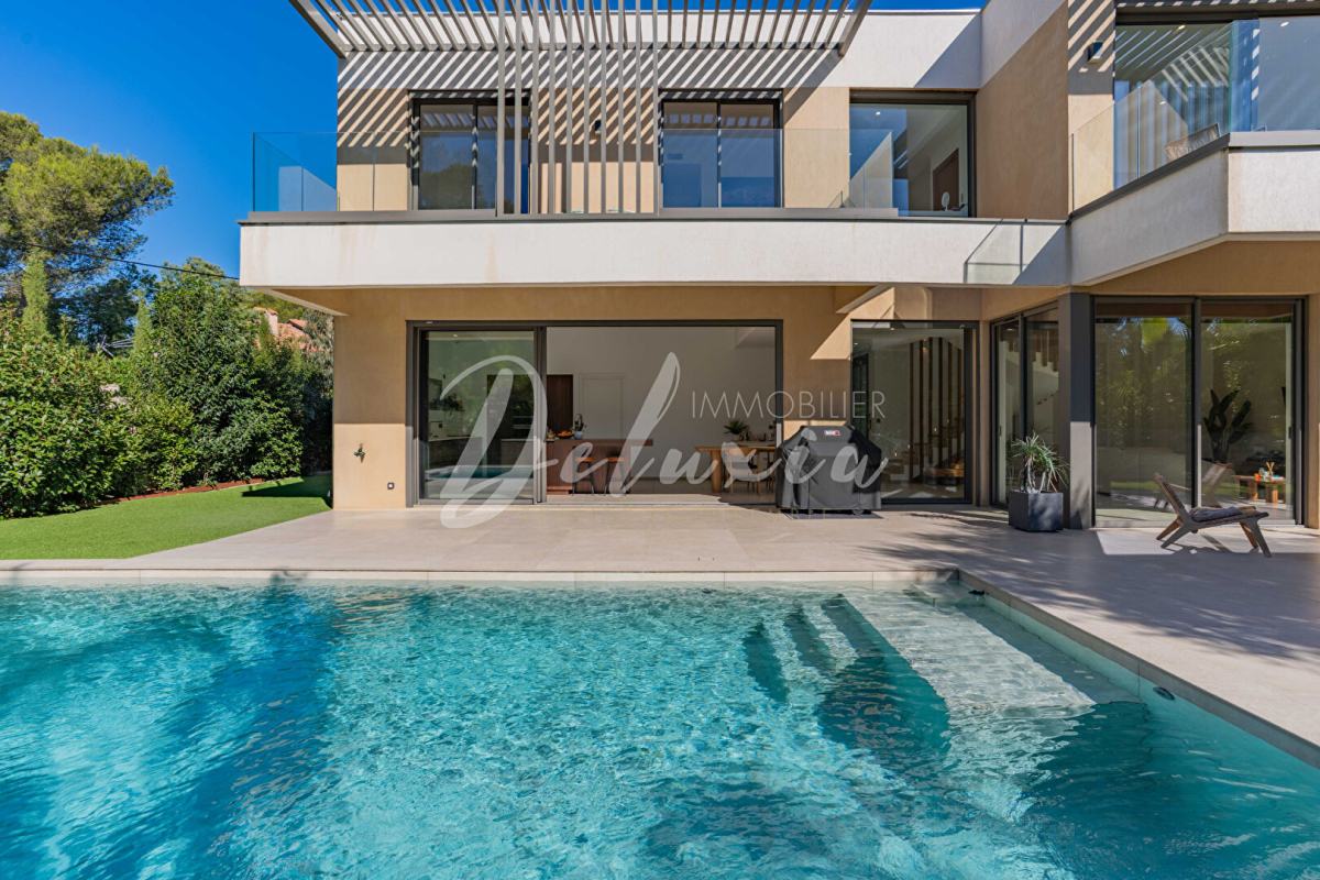 Luxury House for sale in Saint-Raphaël, 1 595 000 €, Photo 5