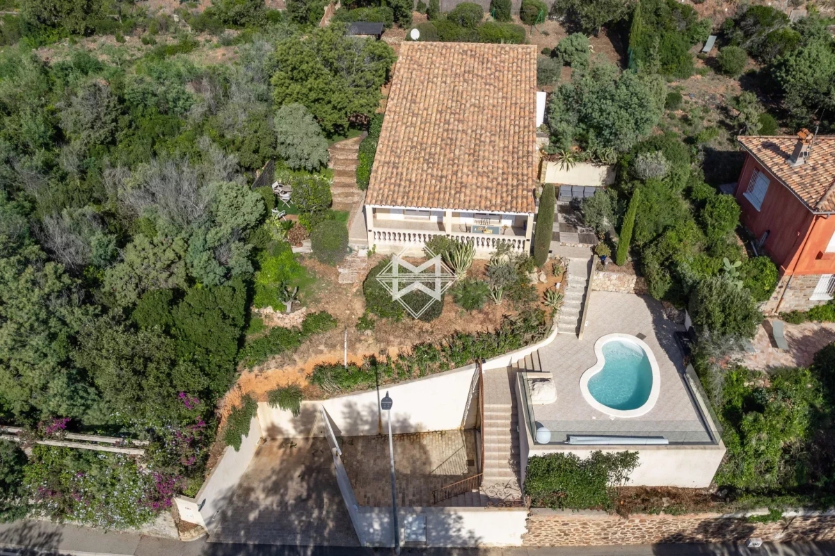 Maison de luxe à vendre à Agay, 925 000 €, Photo 5