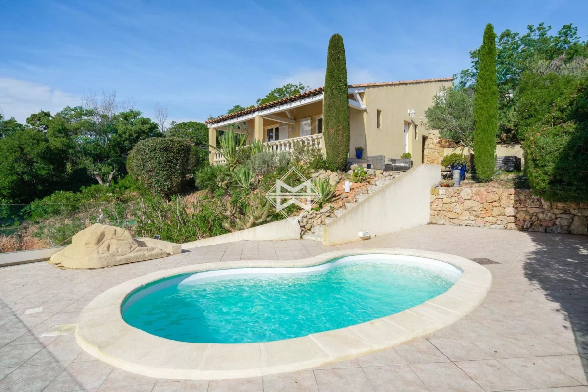 Maison de luxe à vendre à Agay, 925 000 €, Photo 6