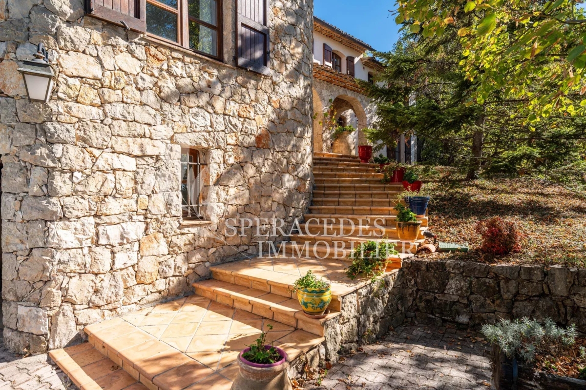 Maison de luxe à vendre à Saint-Cézaire-sur-Siagne, 790 000 €, Photo 1