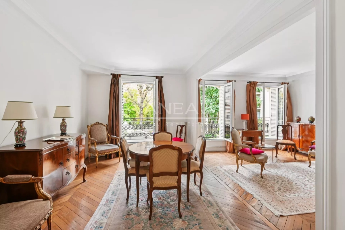 Luxury Apartment for sale in Neuilly-sur-Seine, 1 313 000 €, Photo 1