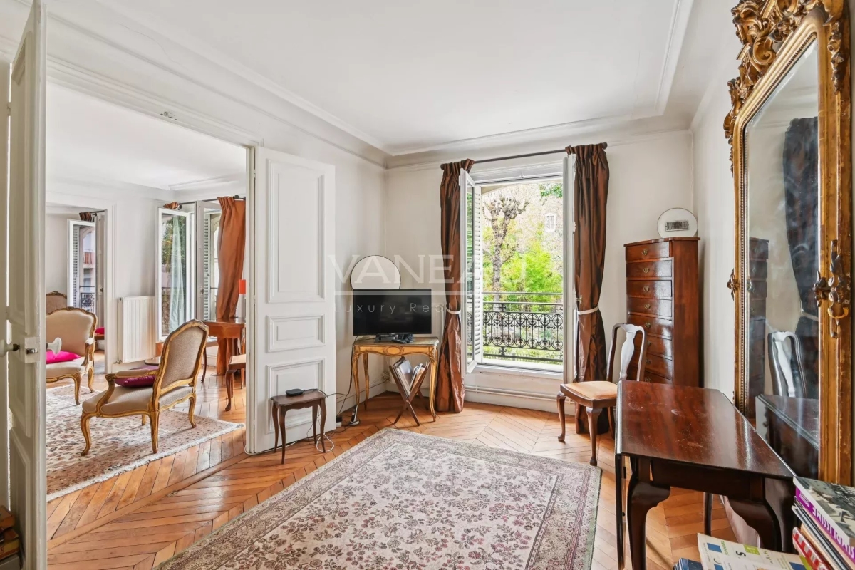 Luxury Apartment for sale in Neuilly-sur-Seine, 1 313 000 €, Photo 5