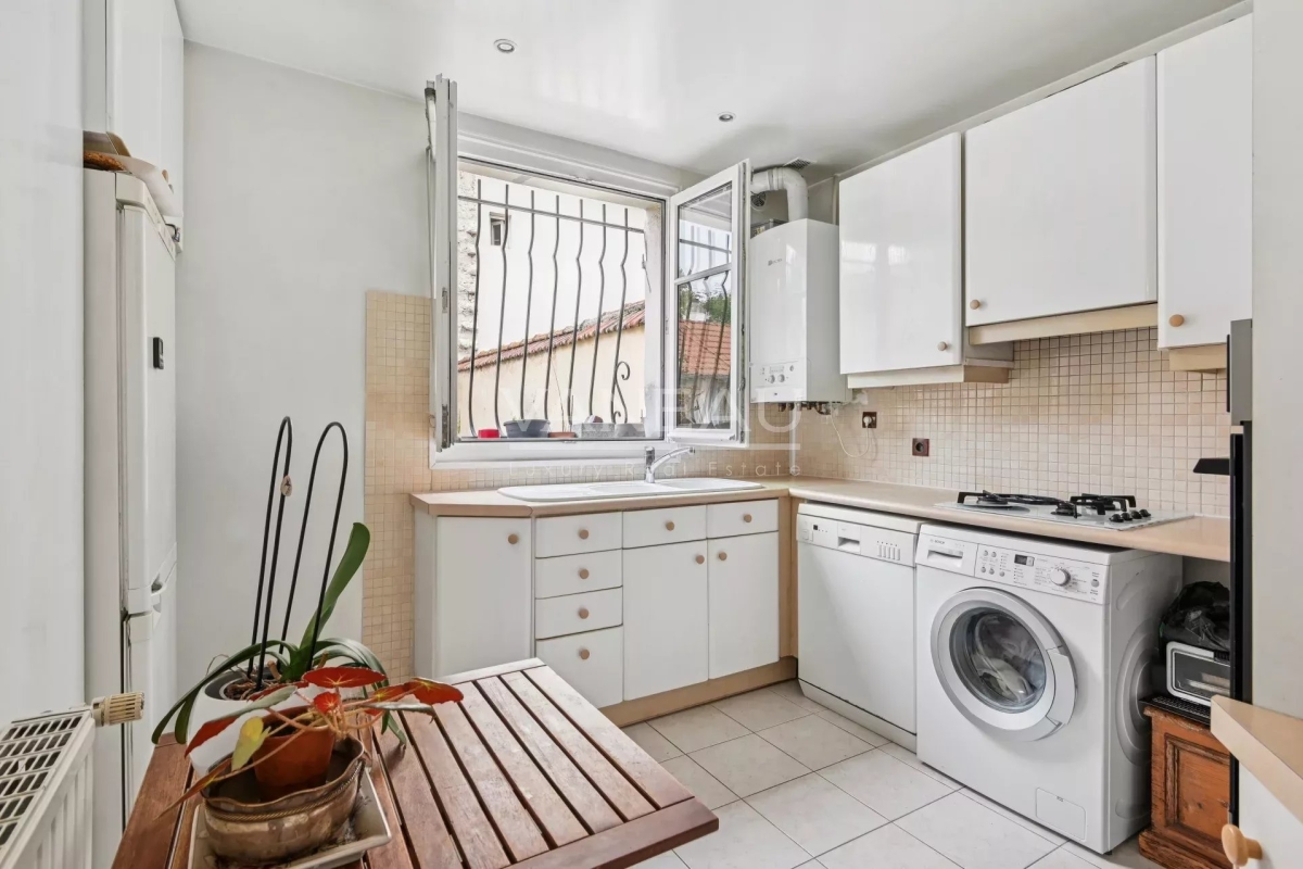 Luxury Apartment for sale in Neuilly-sur-Seine, 1 313 000 €, Photo 6