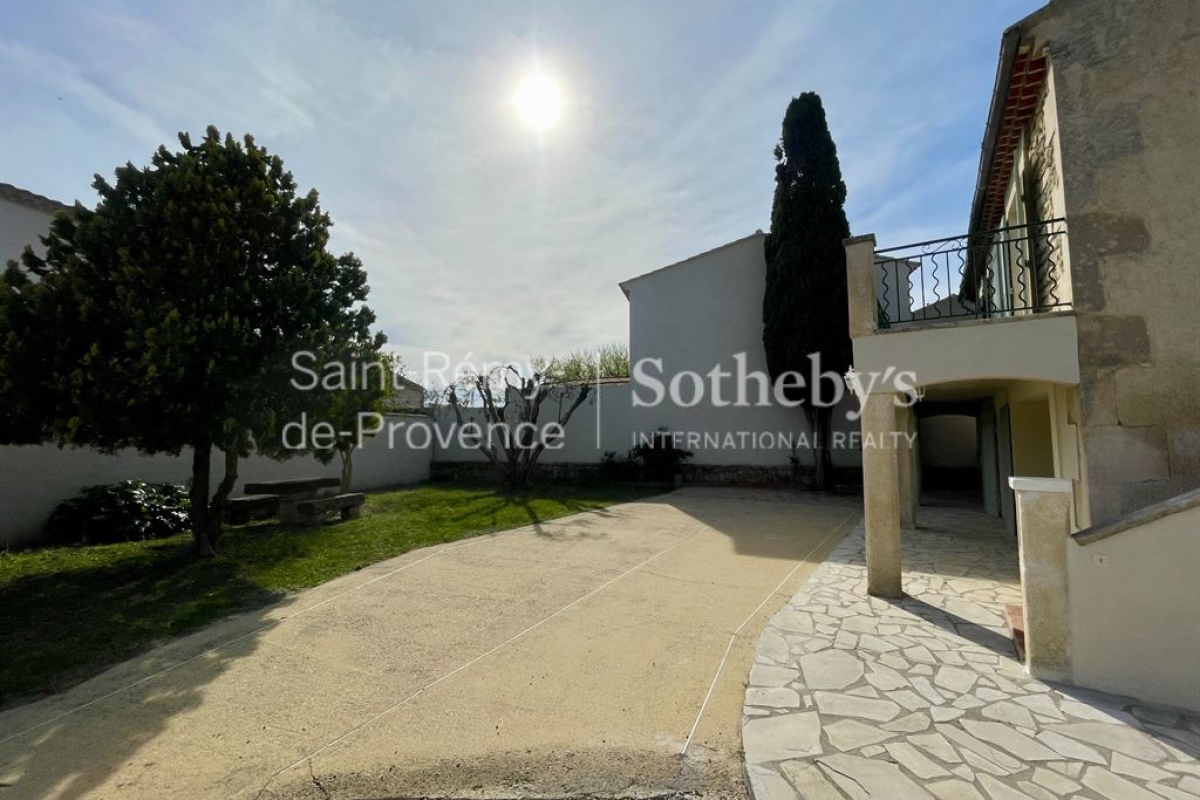 Maison de luxe à vendre à Maillane, 437 000 €, Photo 4