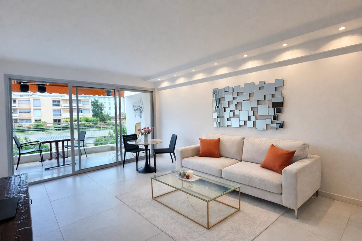 Appartement de luxe à vendre à Cannes, 699 000 €, Photo 2