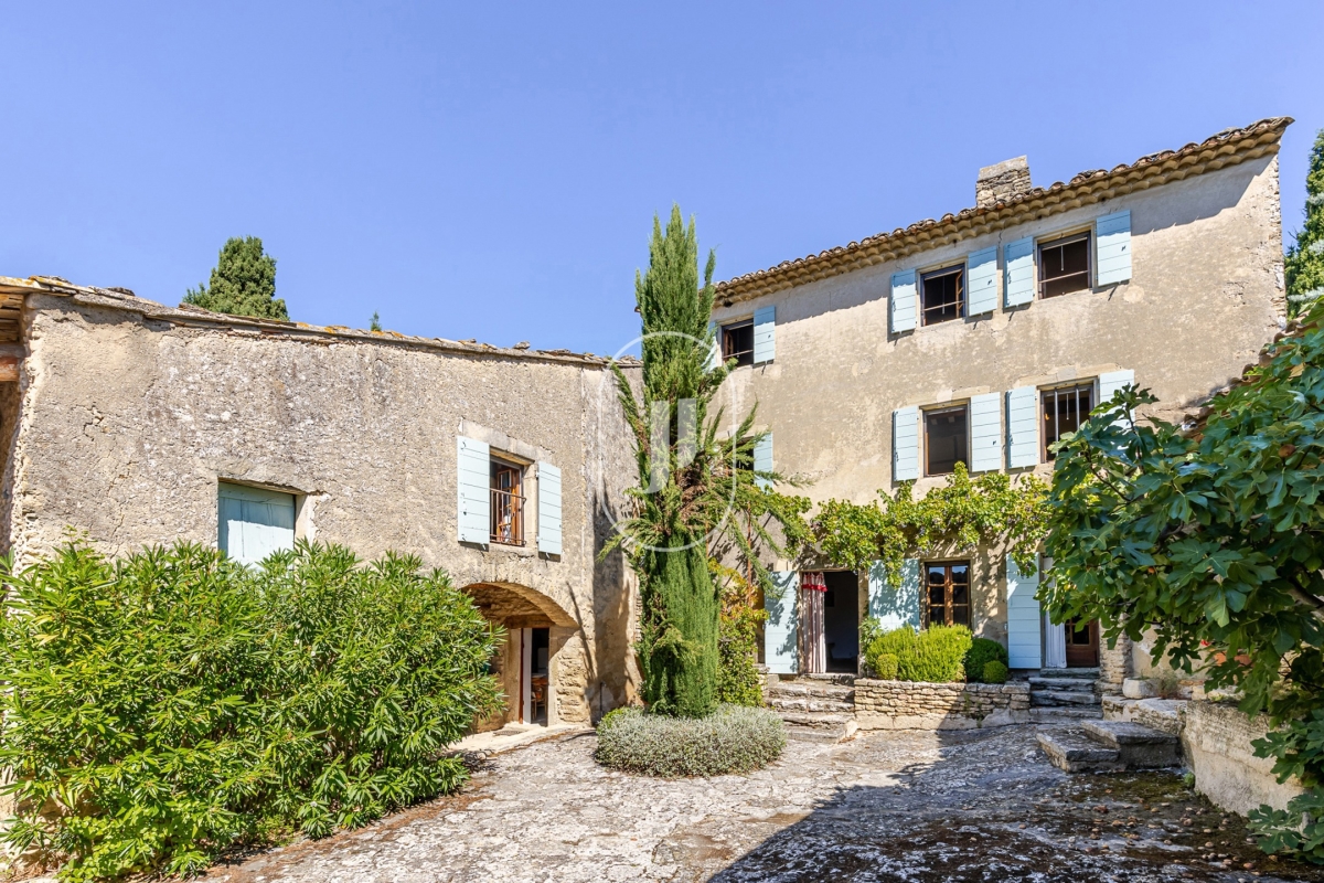 Maison de luxe à vendre à Gordes, 1 490 000 €, Photo 3