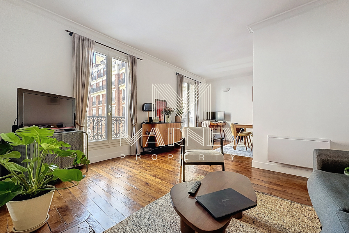 Appartement de luxe à vendre à Paris 18Ème, 580 000 €, Photo 1