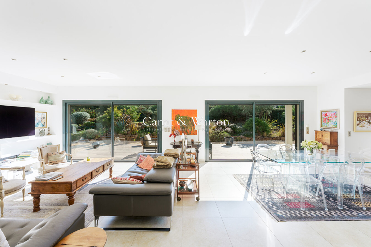 Maison de luxe à vendre à Saint-Raphaël, 1 580 000 €, Photo 5