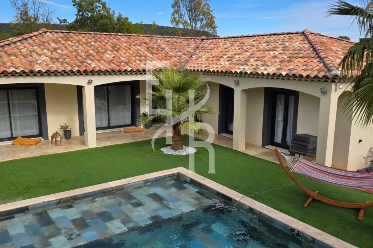 Maison de luxe à vendre à Plan d'Aups Sainte Baume, 740 000 €, Photo 5