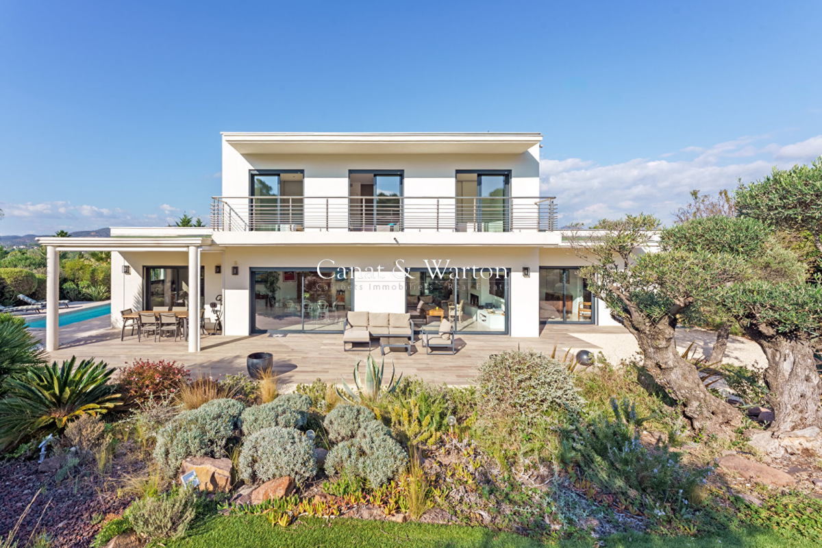 Maison de luxe à vendre à Saint-Raphaël, 1 580 000 €, Photo 6