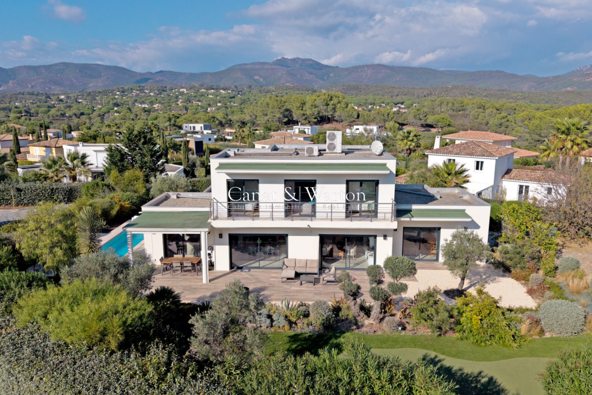 Maison de luxe à vendre à Saint-Raphaël, 1 580 000 €, Photo 7