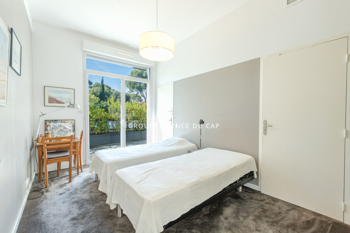 Luxury Apartment for sale in Saint-Raphaël, 1 070 000 €, Photo 5