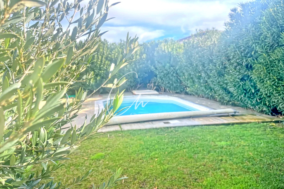 Maison de luxe à vendre à Paradou, 549 000 €, Photo 1