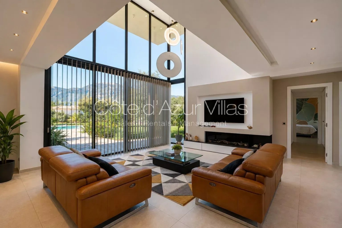 Maison de luxe à vendre à Roquefort-les-Pins, 2 990 000 €, Photo 3