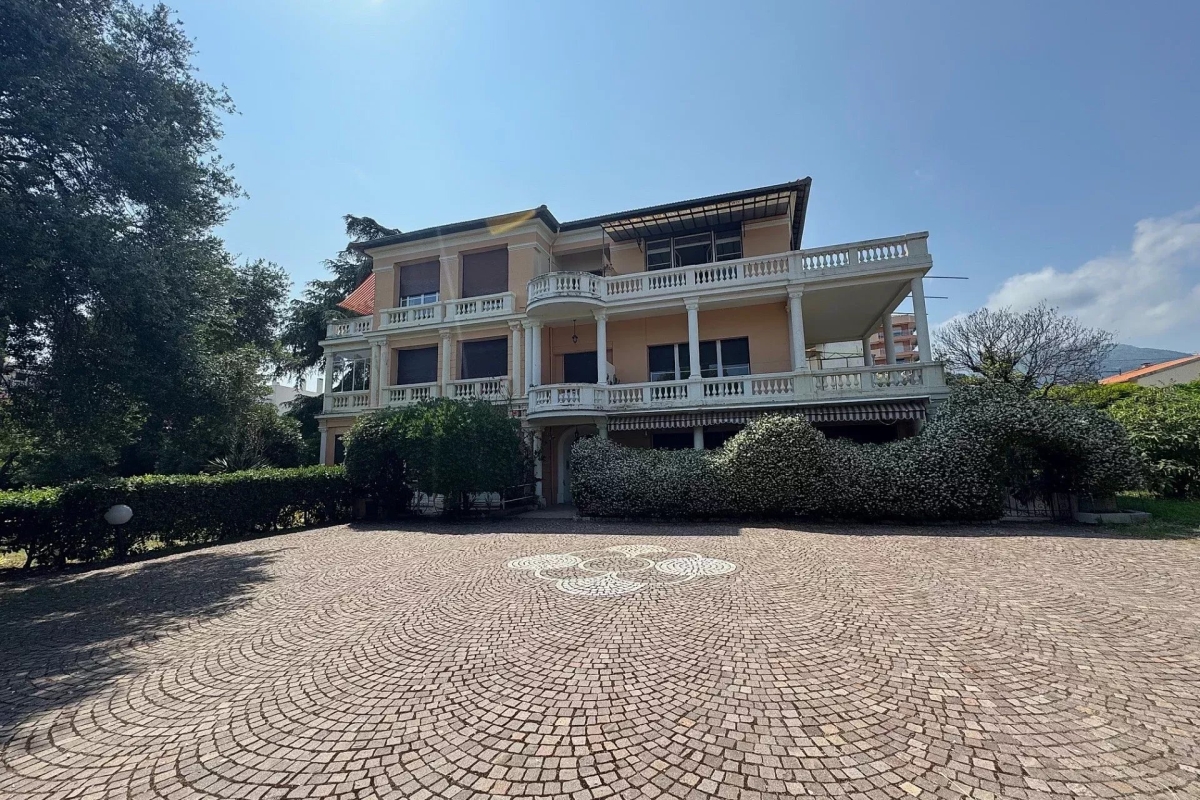 Luxury Apartment for sale in Roquebrune-Cap-Martin, 1 250 000 €, Photo 4