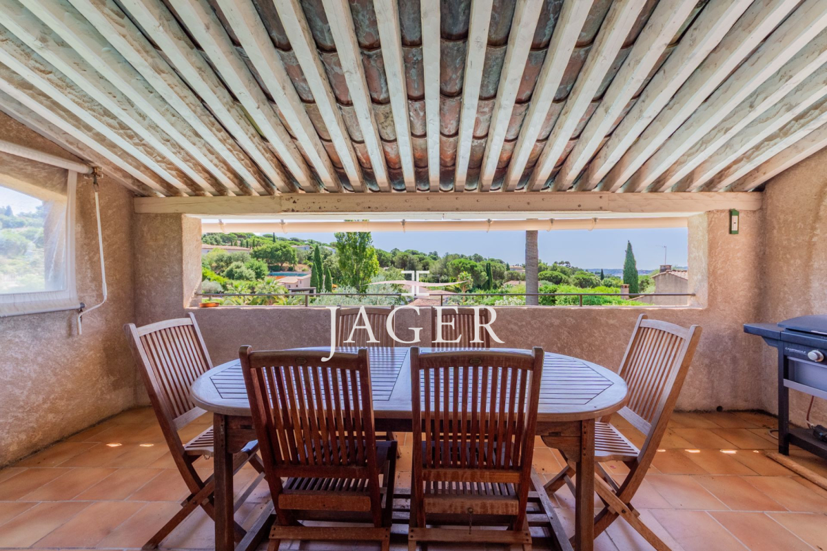 Maison de luxe à vendre à Sainte-Maxime, 690 000 €, Photo 4