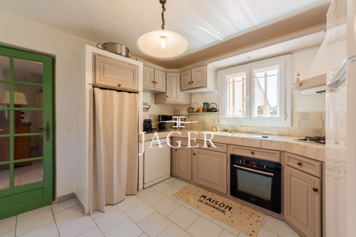 Maison de luxe à vendre à Sainte-Maxime, 690 000 €, Photo 6