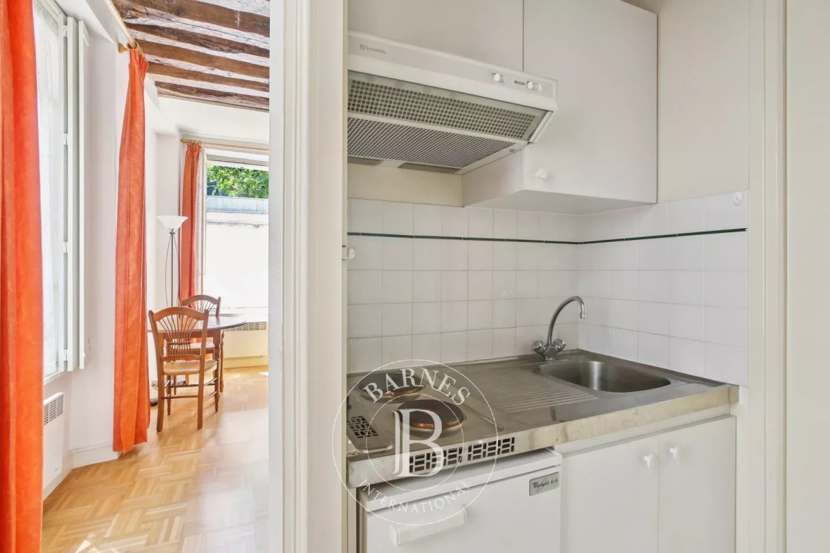 Luxury Apartment for sale in Paris 6Ème, 399 000 €, Photo 7