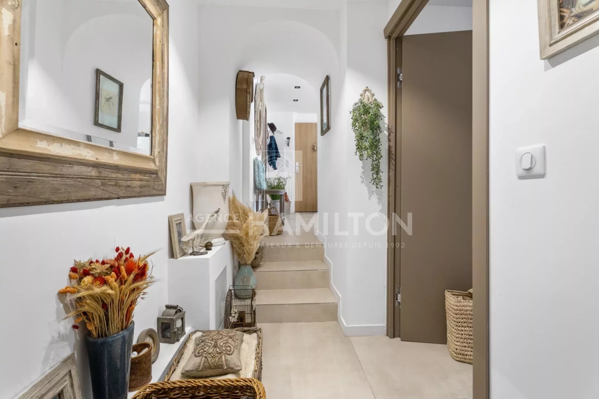 Luxury Apartment for sale in Châteauneuf-Grasse, 299 000 €, Photo 6