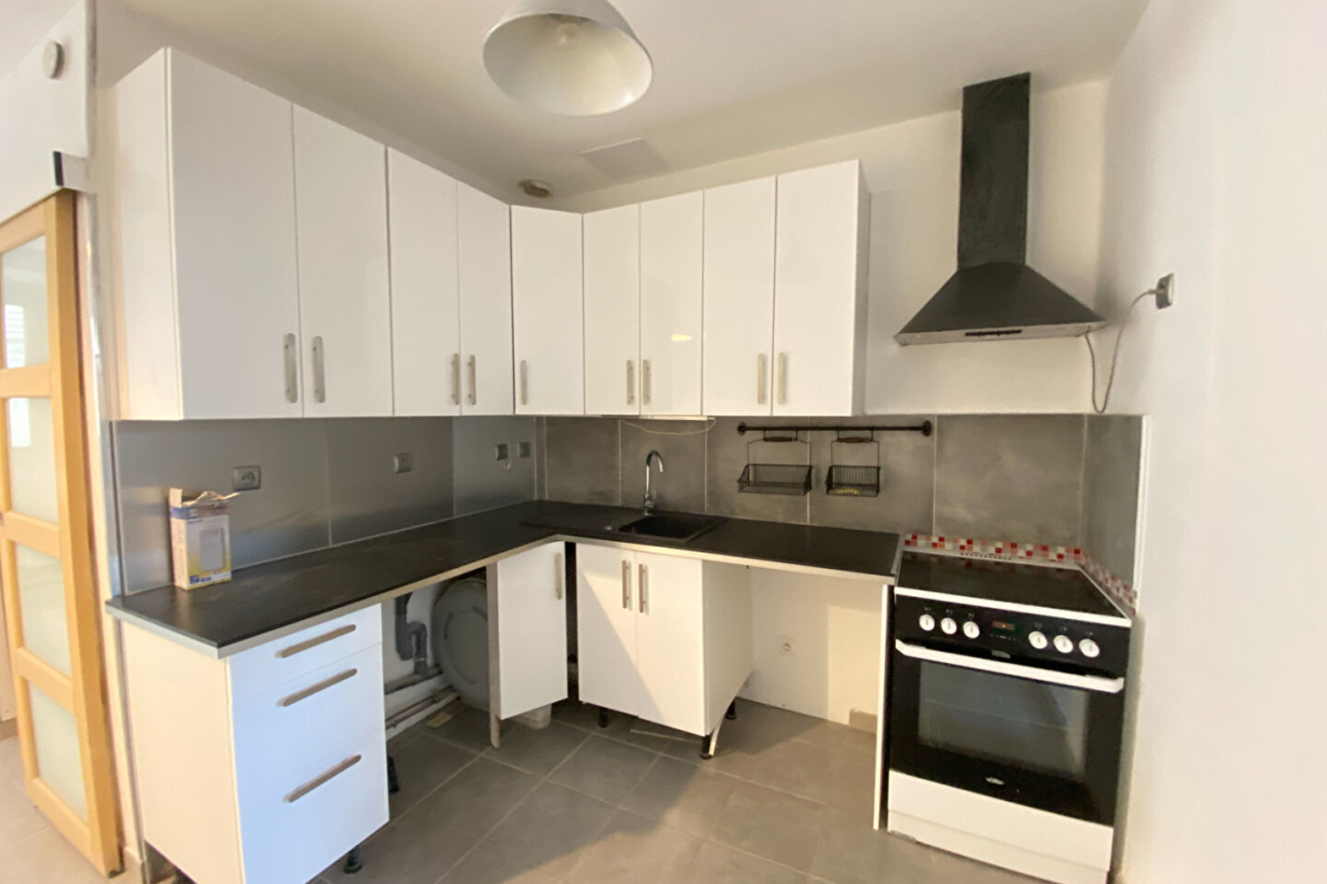 Appartement de luxe à vendre à Ollioules, 129 500 €, Photo 2