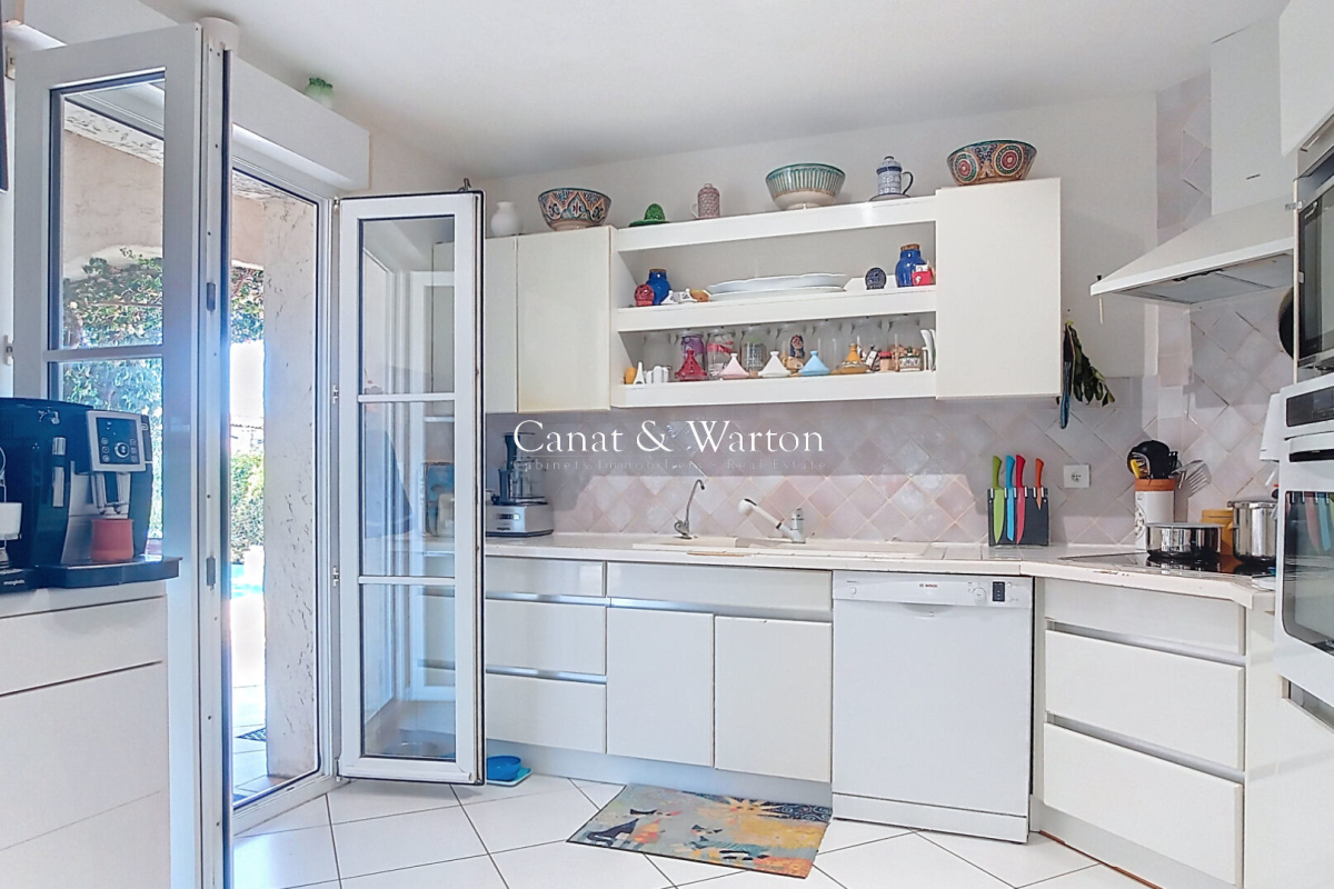 Luxury House for sale in Saint-Raphaël, 895 000 €, Photo 5