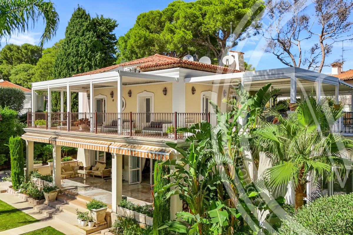 Maison de luxe à vendre à Saint-Jean-Cap-Ferrat, 7 000 000 €, Photo 1