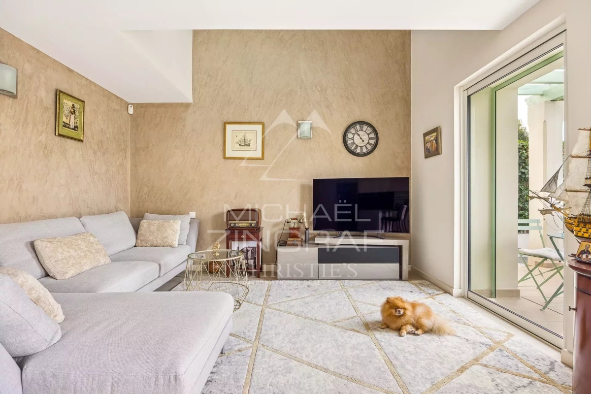 Maison de luxe à vendre à Antibes, 2 670 000 €, Photo 2