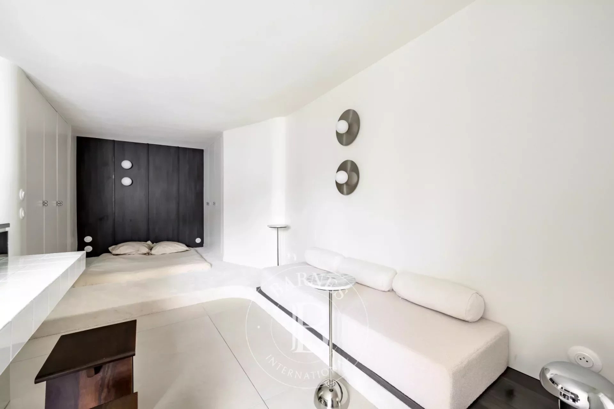 Luxury Apartment for sale in Paris 3Ème, 430 000 €, Photo 3